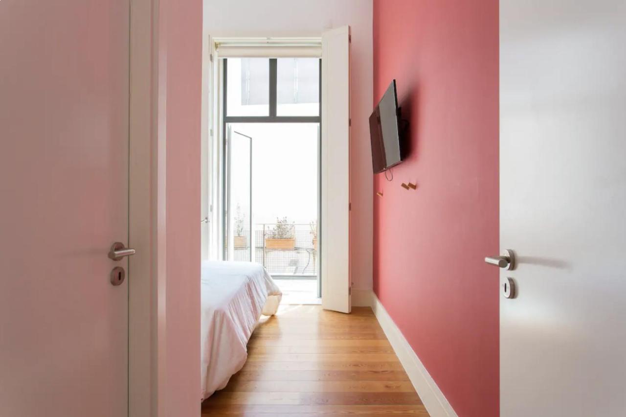 Beautiful 3-Story House In Chiado With A 40M² Private Terrace Apartment Lisbon Exterior photo
